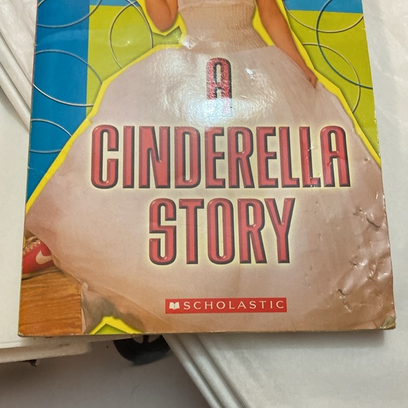 A Cinderella Story adapted by Robin Wasserman - Picture 2 of 6